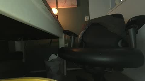 wnhz27 online show from October 2025 02:05:02 PM