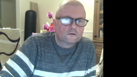 Snapshot of wobble444 chatting on February 2025 11:53:02 PM wobble444 online show from February 2025 11:53:02 PM