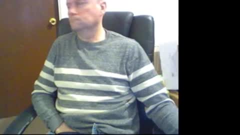 Snapshot of wobble444 chatting on February 2025 12:03:02 PM wobble444 online show from February 2025 12:03:02 PM