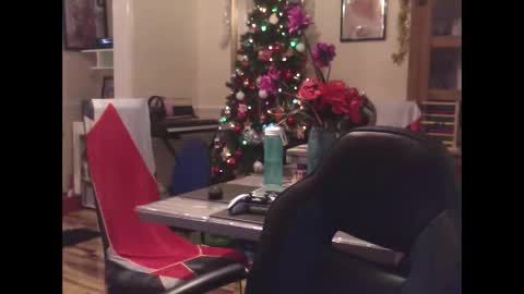 Snapshot of wobble444 chatting on January 2026 12:36:02 AM wobble444 online show from January 2026 12:36:02 AM