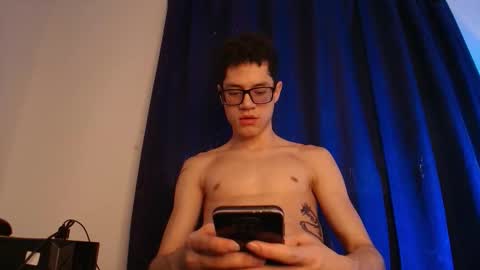  W O L F  online show from October 2025 11:33:02 AM