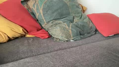 Snapshot of wolfdeep chatting on February 2025 02:32:01 PM Sweetdog online show from February 2025 02:32:01 PM