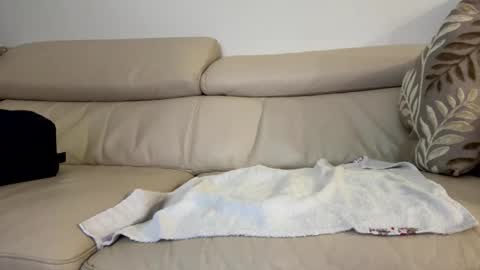 Snapshot of wolfdudefun chatting on January 2026 02:50:01 AM wolf online show from January 2026 02:50:01 AM