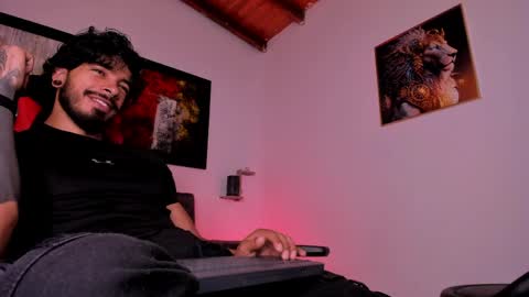 Snapshot of wolferatus chatting on April 2026 11:37:02 PM wolferatus online show from April 2026 11:37:02 PM