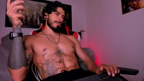 Snapshot of wolferatus chatting on April 2026 05:50:02 PM wolferatus online show from April 2026 05:50:02 PM