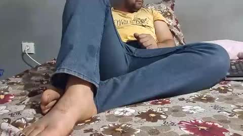 Snapshot of wolfrot chatting on December 2024 01:26:02 AM wolf boy online show from December 2024 01:26:02 AM