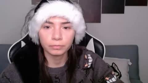 Alex online show from December 2024 01:18:02 AM