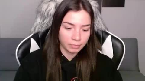 Alex online show from February 2025 04:57:01 AM