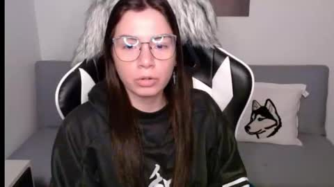 Alex online show from September 2025 02:11:02 AM