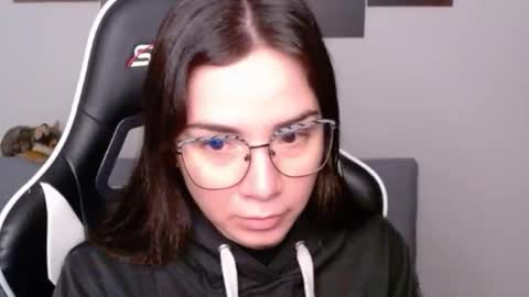 Alex online show from May 2026 03:22:01 AM