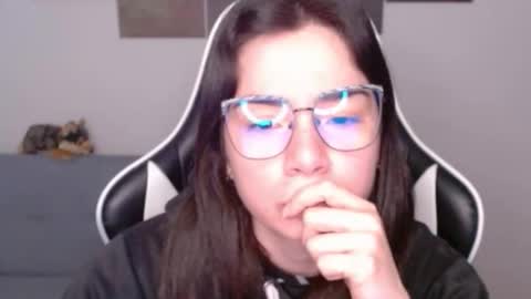 Alex online show from May 2026 01:11:02 AM