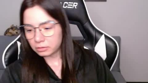 Alex online show from July 2026 03:23:01 AM