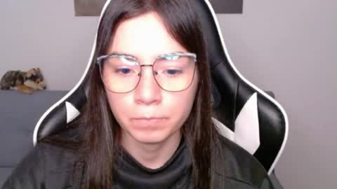 Alex online show from July 2026 02:06:02 AM