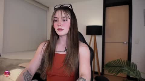 Snapshot of wolfsfoster chatting on December 2024 03:14:02 AM online show from December 2024 03:14:02 AM