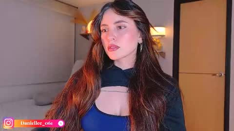 Snapshot of wolfsfoster chatting on May 2026 03:35:02 AM online show from May 2026 03:35:02 AM