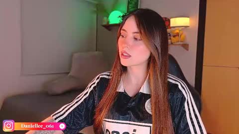 Snapshot of wolfsfoster chatting on May 2026 03:23:01 AM online show from May 2026 03:23:01 AM