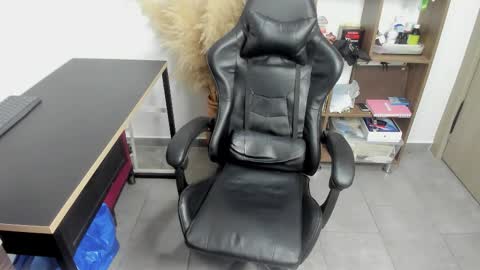 wolker_allan online show from December 2025 10:48:01 PM