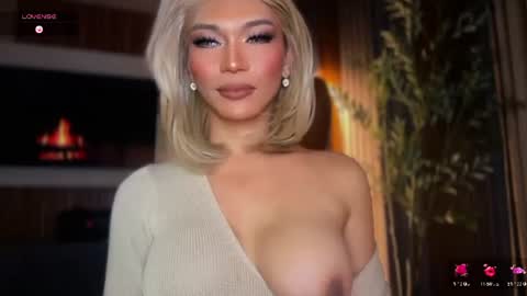 Julia online show from July 2026 05:22:01 AM