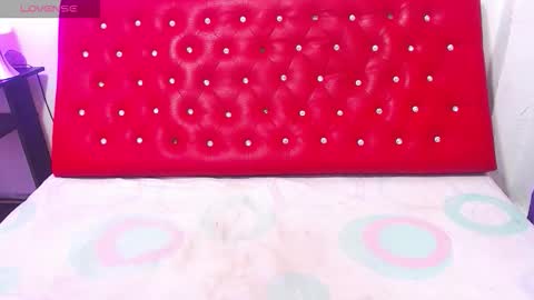   online show from December 2025 11:32:02 PM