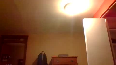 woodeee77 online show from December 2024 10:16:01 PM