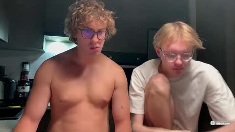 Snapshot of woods_jerk chatting on January 2026 07:27:02 PM Mitya online show from January 2026 07:27:02 PM