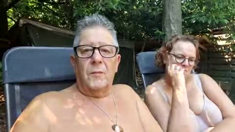 woodwurm and Snoeske online show from June 2026 01:15:02 PM