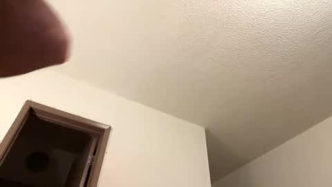 Snapshot of woof_wolf37 chatting on October 2025 01:40:01 AM woof_wolf37 online show from October 2025 01:40:01 AM