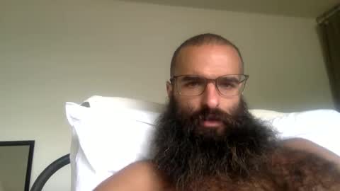 woof_wolf37 online show from April 2026 03:32:01 PM
