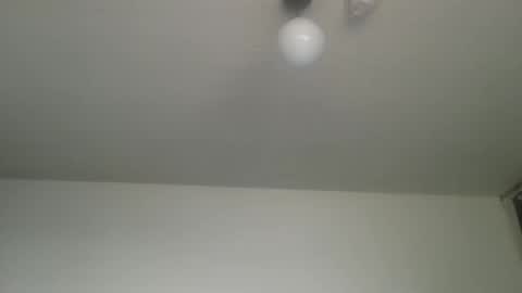 woof_wolf37 online show from May 2026 04:39:01 PM