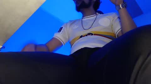 Woondeer online show from December 2025 07:18:01 PM