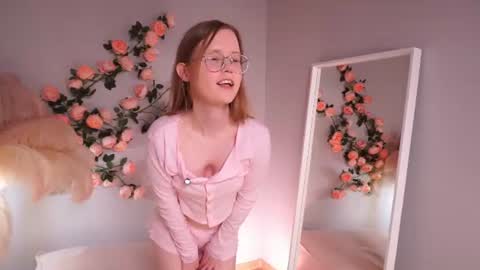 woooobble online show from July 2026 01:47:01 PM