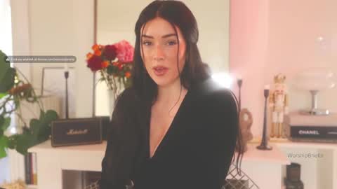 Snapshot of worshipbrielle chatting on December 2024 10:51:01 PM Brielle online show from December 2024 10:51:01 PM