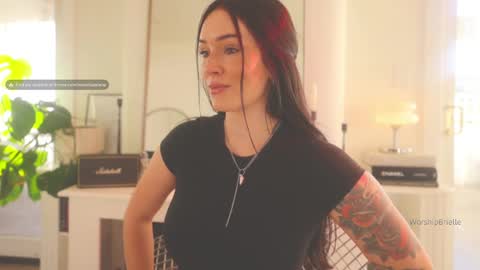 Snapshot of worshipbrielle chatting on January 2025 12:31:02 AM Brielle online show from January 2025 12:31:02 AM