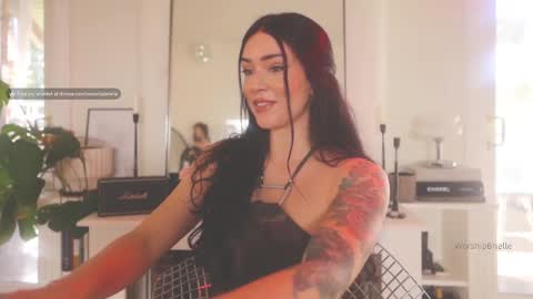 Snapshot of worshipbrielle chatting on February 2025 11:00:02 PM Brielle online show from February 2025 11:00:02 PM