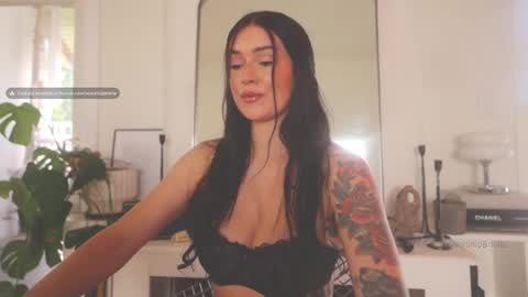 Snapshot of worshipbrielle chatting on March 2025 10:19:02 PM Brielle online show from March 2025 10:19:02 PM