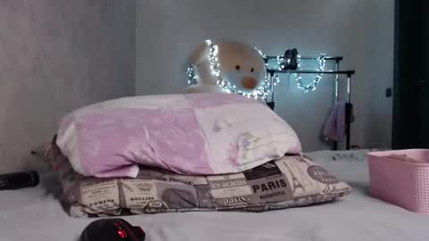 Lily online show from July 2026 12:51:01 PM