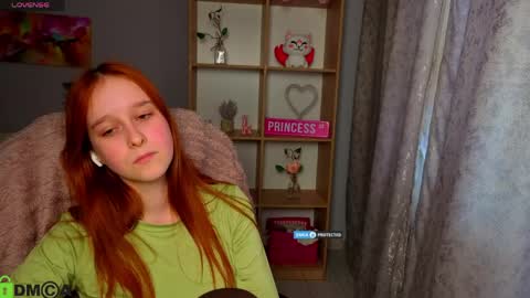 wow_emma_ online show from April 2026 01:49:01 PM