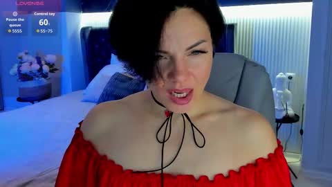 Maya online show from December 2025 01:03:02 AM