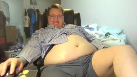 Snapshot of wrensroom chatting on February 2025 04:21:01 PM Wren Valentino online show from February 2025 04:21:01 PM