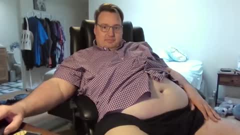 Snapshot of wrensroom chatting on February 2025 10:28:01 PM Wren Valentino online show from February 2025 10:28:01 PM