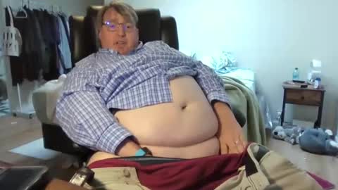 Snapshot of wrensroom chatting on March 2025 11:31:02 PM Wren Valentino online show from March 2025 11:31:02 PM