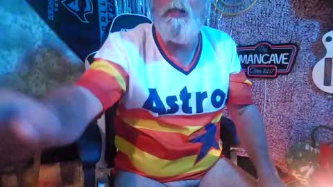 Snapshot of wscooter1 chatting on March 2026 12:05:01 AM SCOOTER online show from March 2026 12:05:01 AM