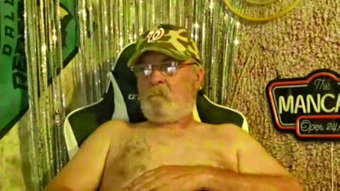 Snapshot of wscooter1 chatting on April 2026 02:17:01 AM SCOOTER online show from April 2026 02:17:01 AM