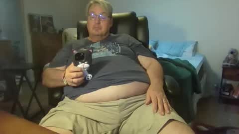 Snapshot of wvalentin0 chatting on November 2025 12:13:01 AM Wren online show from November 2025 12:13:01 AM