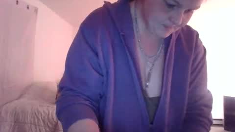 Snapshot of x0_jade chatting on December 2025 11:34:01 PM x0_jade online show from December 2025 11:34:01 PM