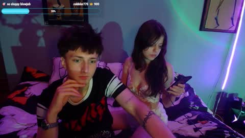 Snapshot of x_files_t chatting on September 2025 09:37:01 PM Philipp and Este online show from September 2025 09:37:01 PM