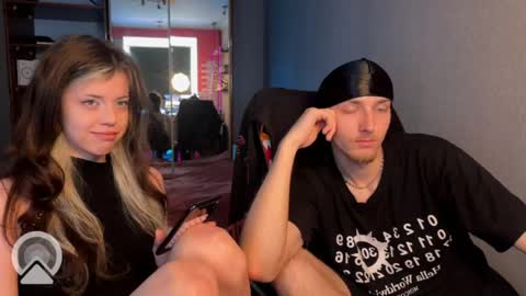 Philipp and Este online show from May 2026 09:15:02 AM