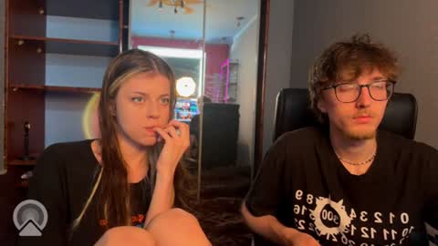 Philipp and Este online show from June 2026 06:25:01 AM