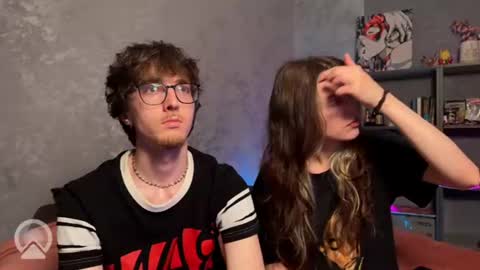 Philipp and Este online show from June 2026 12:42:01 AM