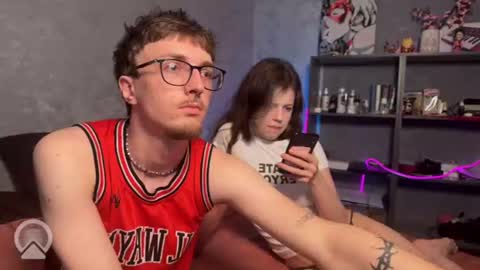 Philipp and Este online show from July 2026 02:52:02 AM